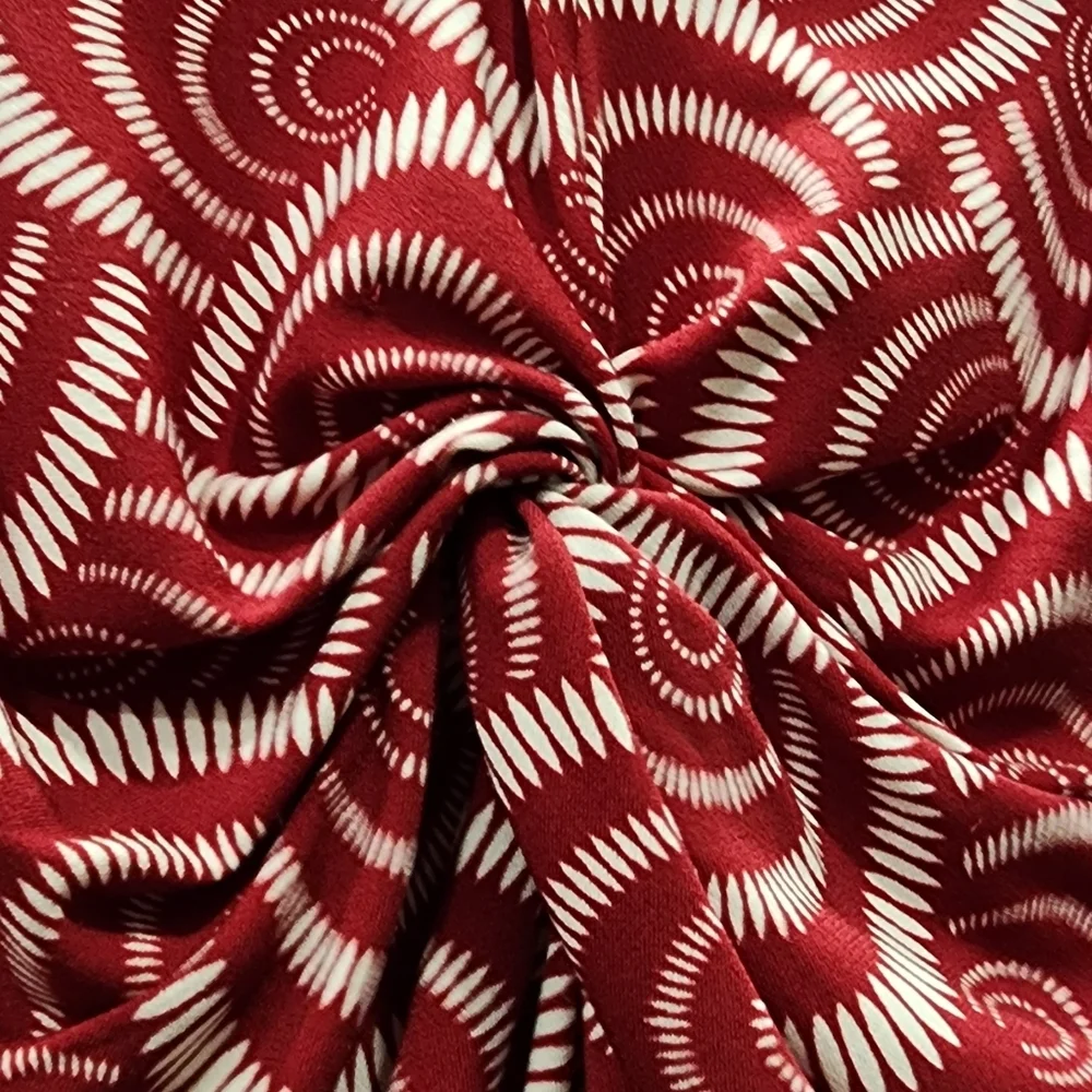 🎉FREE🎉Elegant Red Patterned Midi Dress - Picture 4 of 4